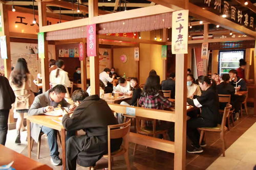 任性還是執著？杭城雙姝打造400方螺螄粉王國，帥氣小哥成忠實回頭客